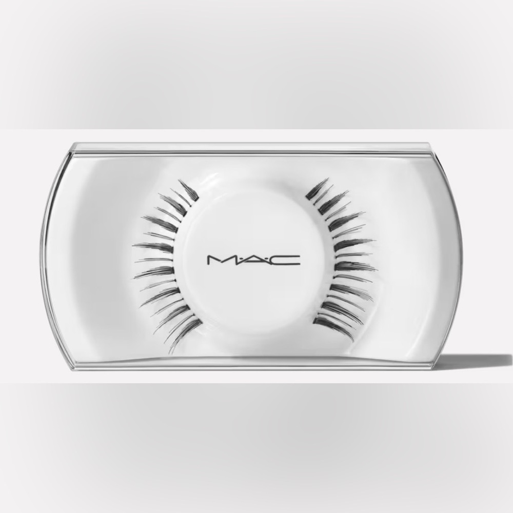 NEW M·A·C Cosmetics Lash Type 7 Free Spirit Lash